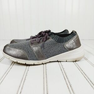 The Body Shoe Hush Puppies Wide Lace-up Dark Grey Silver Casual  Sneakers B599